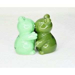 Vintage Hugging Kissing Frogs Figural Salt And Pepper Shakers